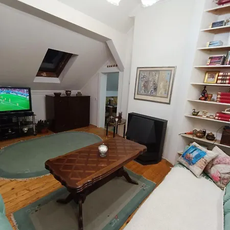 Apartment Ferhadija Saraj *